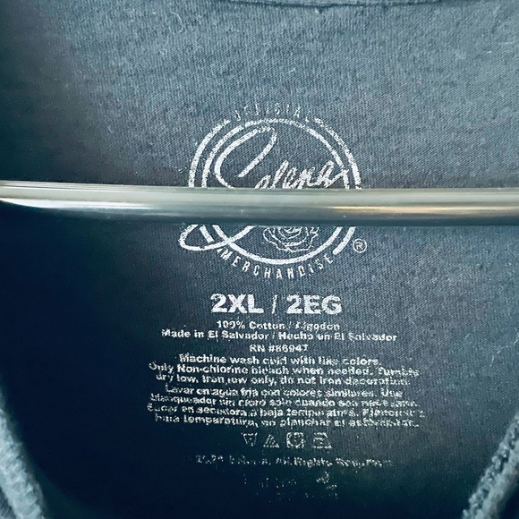 Selena Unisex Black T-Shirt Official Roses Latin Plus Size 2XL - Picture 4 of 7